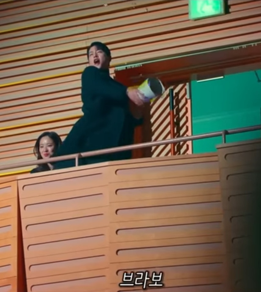Screenshot_20240606-190035_YouTube.jpg
