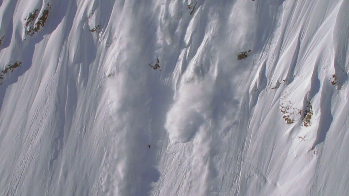 The_Eternal_Beauty_Of_Snowboarding.mp4_20161115_223434.028.jpg