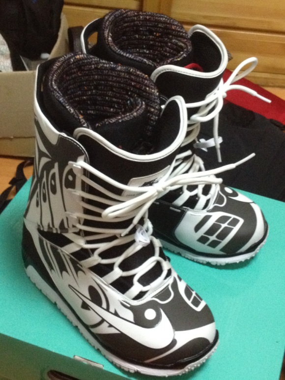 사진_4~2.JPG : 12/13 시즌 기다리며 장비 구입 ㅎ