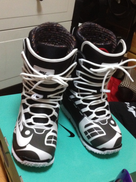 사진_4~1.JPG : 12/13 시즌 기다리며 장비 구입 ㅎ