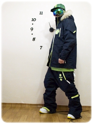 PB244060 copy.jpg
