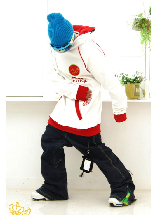 사본 -crownwhite.jpg