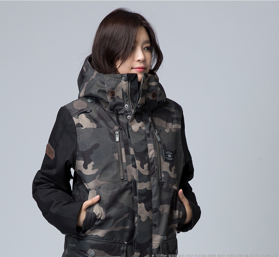 SPICA FIELD JACKET _ DESERT CAMO.jpg