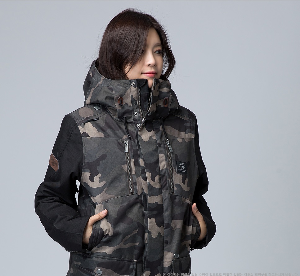 SPICA FIELD JACKET _ DESERT CAMO.jpg