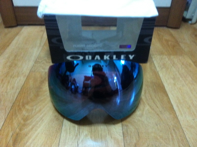 Oakley4.JPG