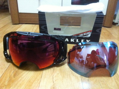 Oakley3.JPG