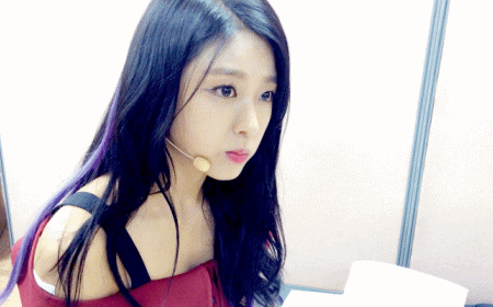 설현2.gif