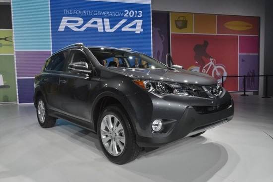 Toyota-RAV4-2013-52.jpg