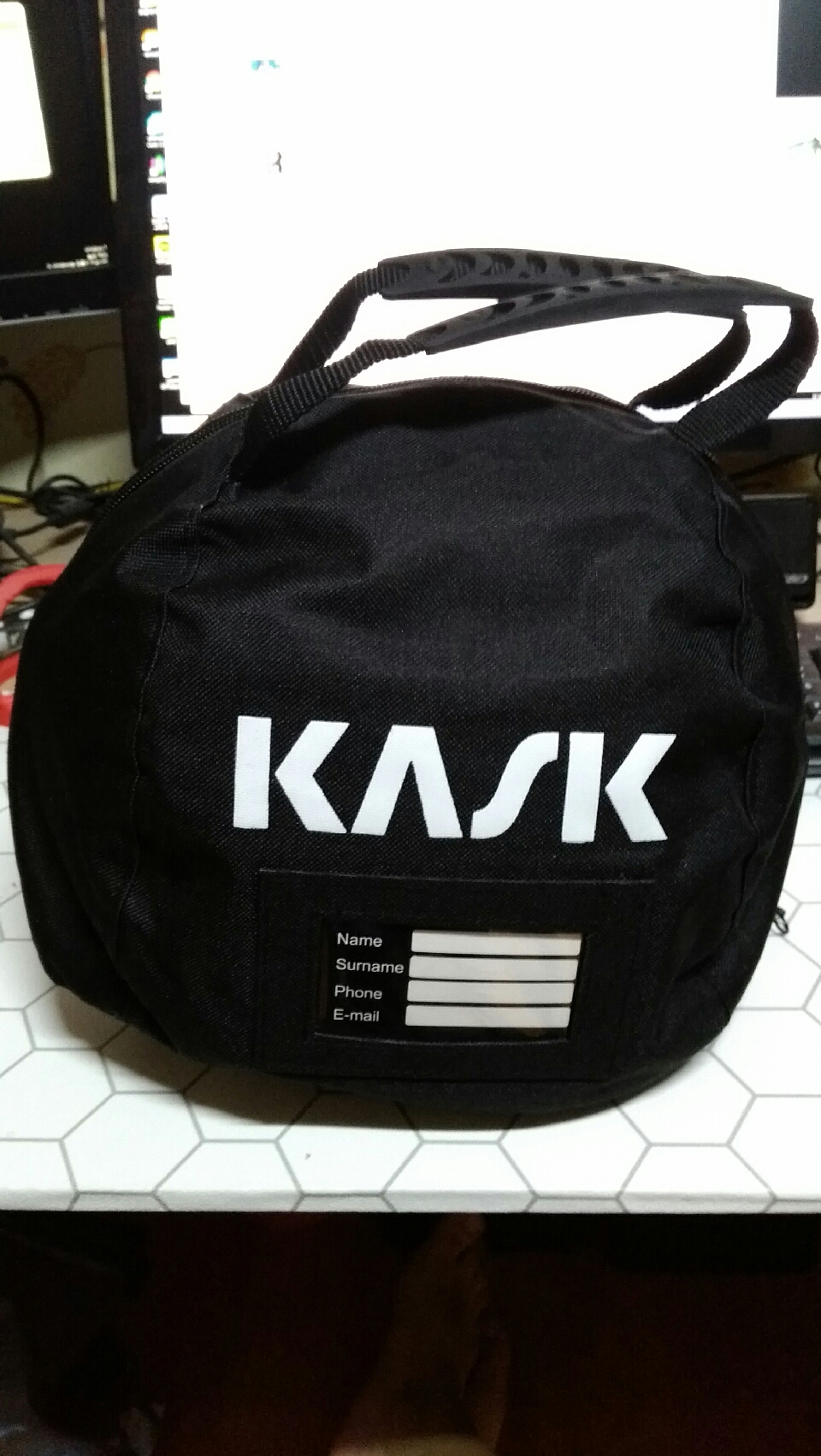 kask2.jpg