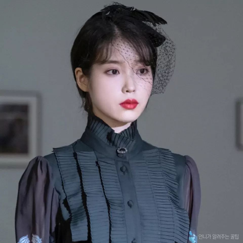 호텔델루나_아이유.jpg