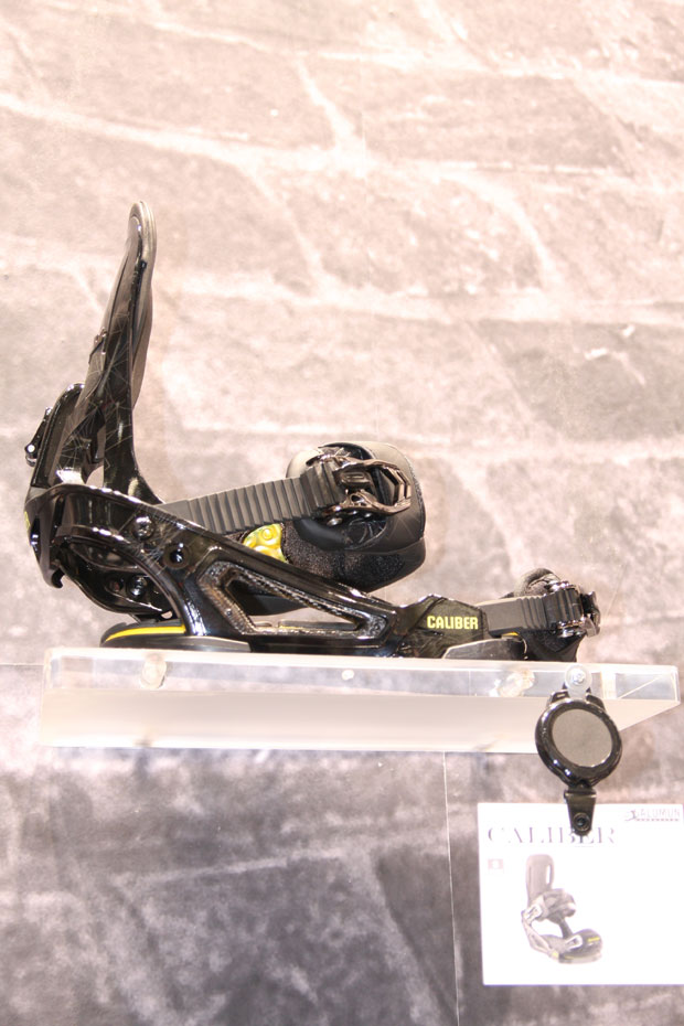 Salomon-Snowboard-Bindings-Caliber-2011-2012.jpg