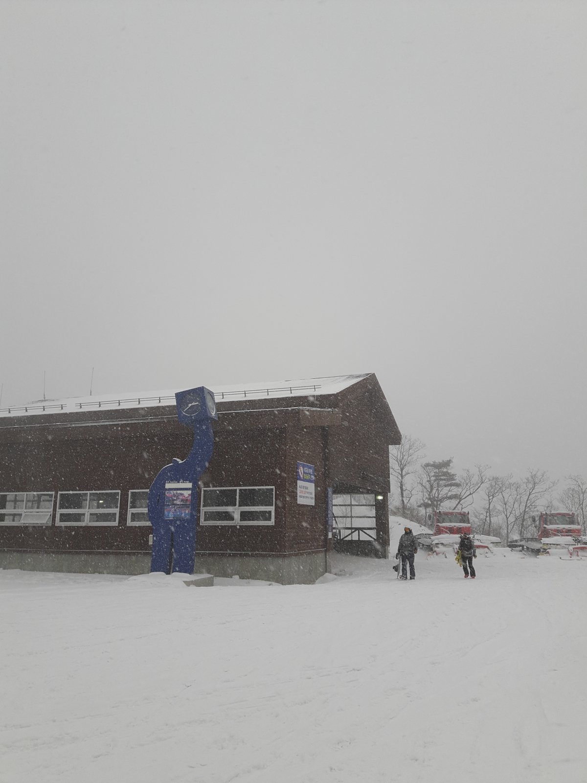 16-02-28-14-28-54-668_photo.jpg
