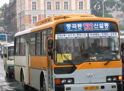 bus1.jpg