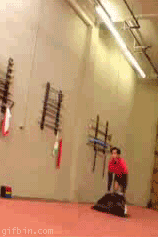 2초만에 바지랑 재킷 입기.gif