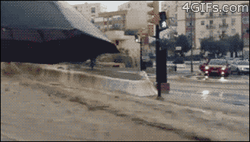 급류의위험성.gif