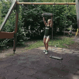 그네뒷통수.gif