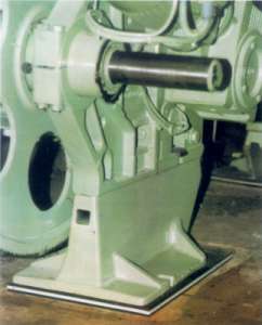 schwingungsdaempfer-maschine.jpg