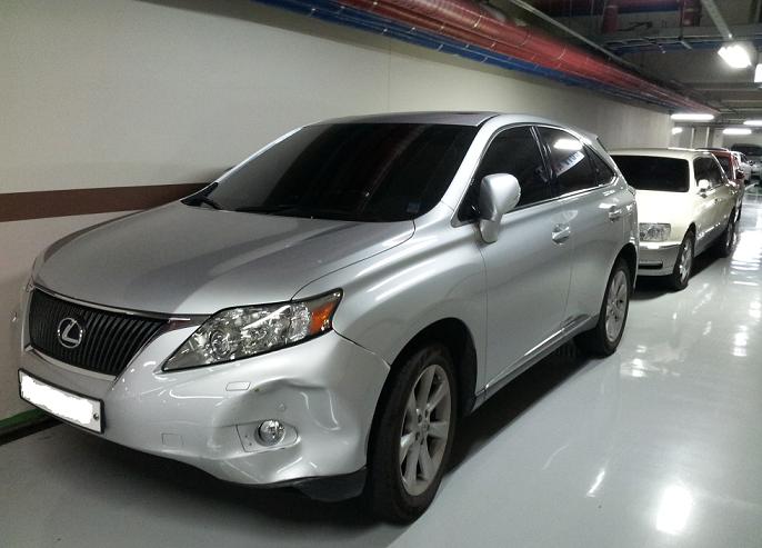 lexus.jpg